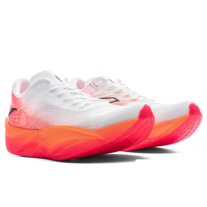 C202 6 - White/Red/Orange