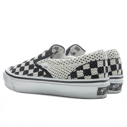 Premium LX Classic Slip-On 98 EK - Checkerboard Black