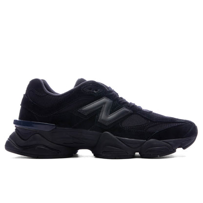 9060 - Black/Phantom/Magnet