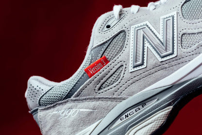 990v3 - Grey