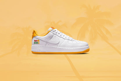 Nike Air Force 1 Low Retro QS - White/University Gold
