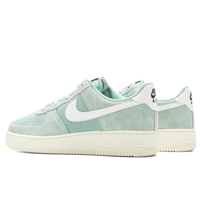 Air Force 1 '07 LV8 - Enamel Green/Sail/Enamel
