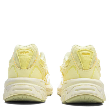Puma x Collina Strada Women's Velophasis - Vintage Yellow