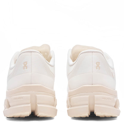 Women's Cloudflow 4 - White/Moon