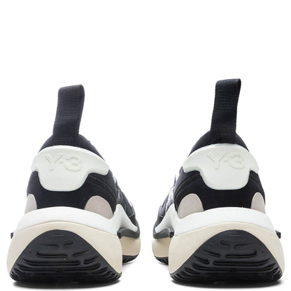 Qisan Cozy - Black/Core White/Chalk Pearl