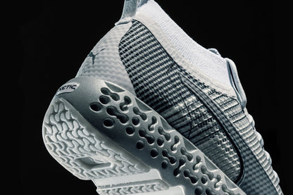 Calibrate Runner - White