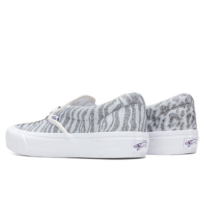 Vans Vault x Classic Slip-V - White